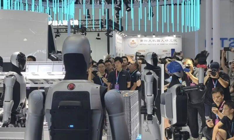 人形機器人賽道風起云涌 優必選獲10億美元融資，智能研發駛入快車道